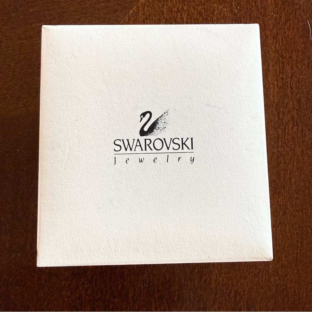 Swarovski Crystal Swan Brooch - Picture 3 of 6